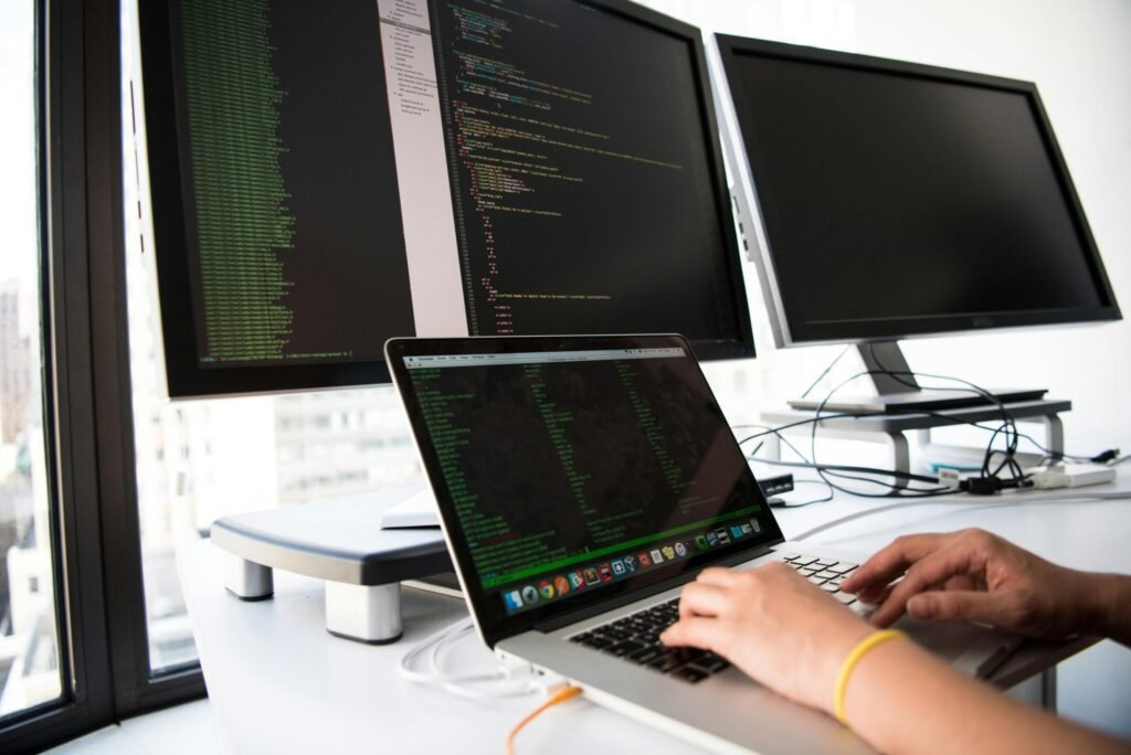 IT (Information Technology) Services
